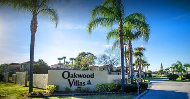 Oakwood Villas Sign