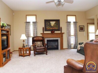 4344 SW Misty Harbor Ave, Topeka, KS 66610 - photo 2