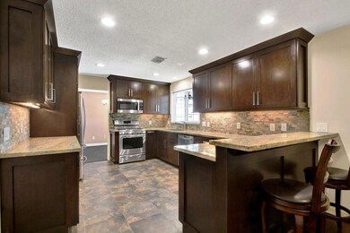 8618 Hot Springs Dr, Houston, TX 77095 - photo 3