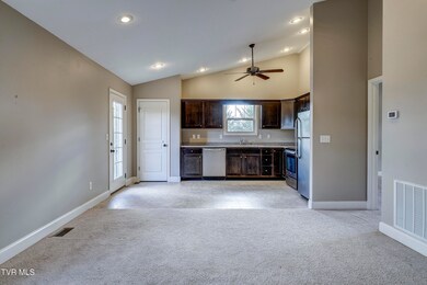 2074 Ida Sue Dr, Jonesborough, TN 37659 - photo 7