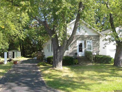 16 Michigan Ave, Rensselaer, NY 12144 - photo 2