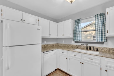 411 Northview Ln_20250424_15