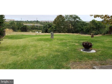 1135 Catasauqua Ave, Allentown, PA 18102 - photo 5