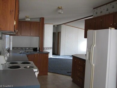 24540 S Nc Highway 109, Denton, NC 27239 - photo 7