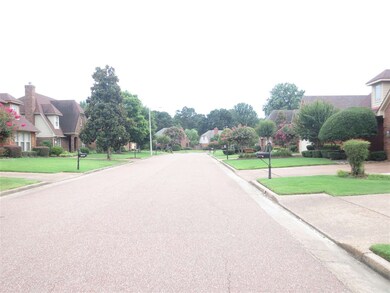 Hunters Run is a small subdivision conveniently lo