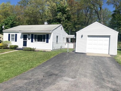 47 Vics Ct, Albany, NY 12205 - photo 2