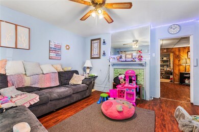 1807 Packer St, McKeesport, PA 15132 - photo 4