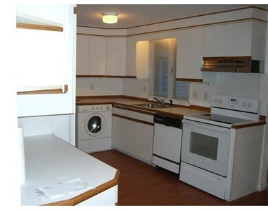 21 Skilton Ln unit 21, Burlington, MA 01803 - photo 7