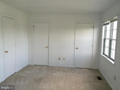 124 Lynnhaven Ct, Colonial Beach, VA 22443 - photo 5