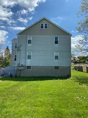 7 Benham St, Worcester, MA 01604 - photo 4