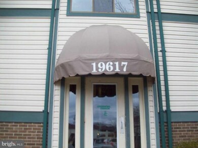 19617 Gunners Branch Rd unit F, Germantown, MD 20876 - photo 4