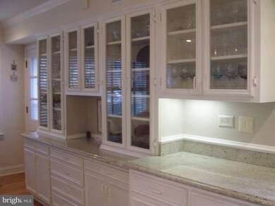 7309 Park Terrace Dr, Alexandria, VA 22307 - photo 7