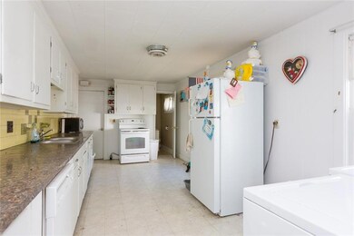 17 Spring St, Saco, ME 04072 - photo 6