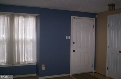 9014 Old Scaggsville Rd, Laurel, MD 20723 - photo 2