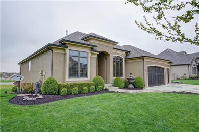 716 SW Estates Dr, Lee's Summit, MO 64082 - photo 2