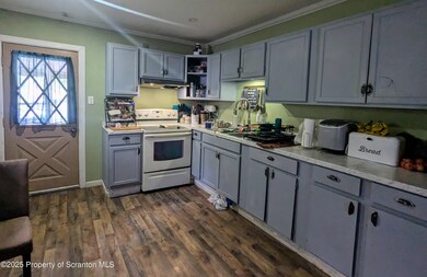 730-732 Minooka Ave, Moosic, PA 18507 - photo 4