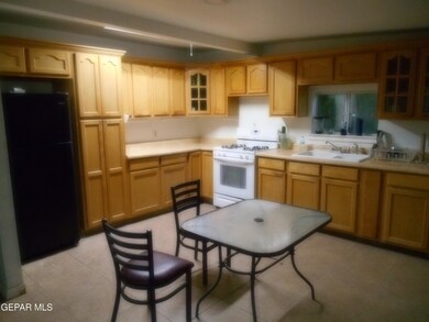 15581 Lexa Dean, El Paso, TX 79938 - photo 4