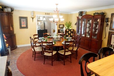 The dining area...