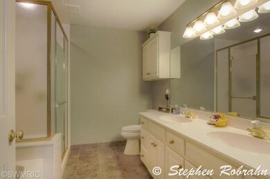 2132 N Quail Crest Ct SE unit 134, Grand Rapids, MI 49546 - photo 7