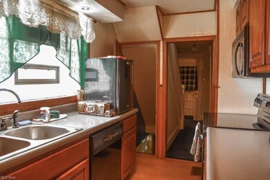 Fully applianced kitchen.