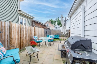 25 Campaw St, Lowell, MA 01850 - photo 4