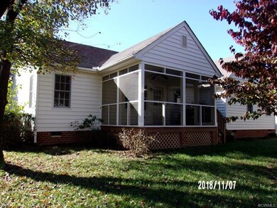 Rear - Screened porch