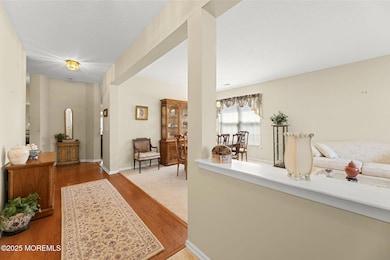 6-web-or-mls-HPR63956