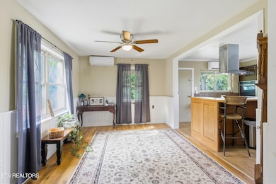 653 E Hunt Rd, Alcoa, TN 37701 - photo 7