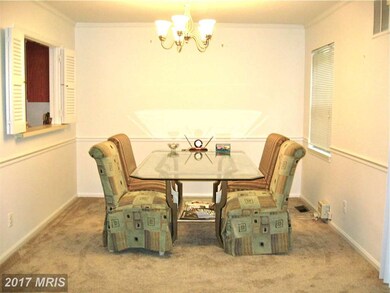 10416 Parthenon Ct, Bethesda, MD 20817 - photo 5