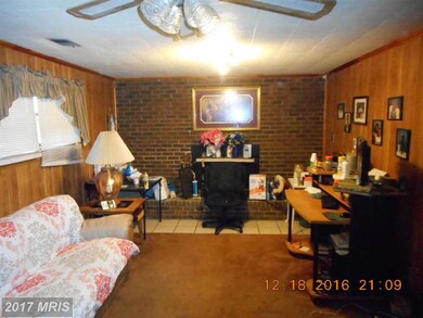 1317 Eli Place, Hyattsville, MD 20785 - photo 4