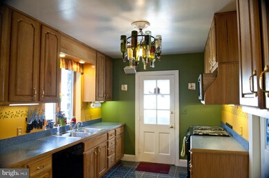 3600 Briarstone Rd, Randallstown, MD 21133 - photo 2