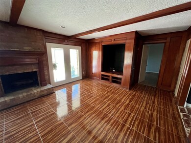 14226 Lakewood Forest Dr, Houston, TX 77070 - photo 2