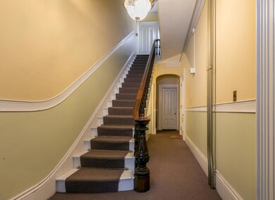 27 Deering St 3 Portland ME-large-007-04