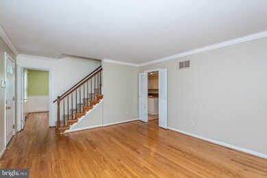 318 Beach Dr, Annapolis, MD 21403 - photo 2
