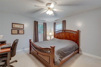 212 Ivy Dr, Simpsonville, SC 29680 - photo 4