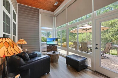Sunroom / solarium with plenty of natural light an