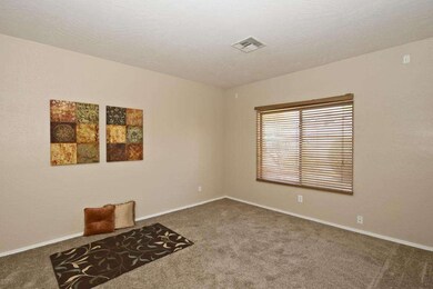 003_Living Room