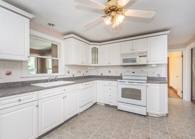 1172 Trapelo Rd, Waltham, MA 02451 - photo 4