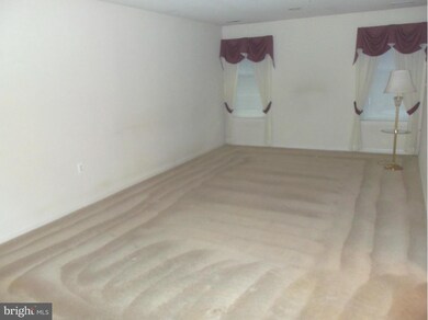 4550 Chaucer Way unit 106, Owings Mills, MD 21117 - photo 2