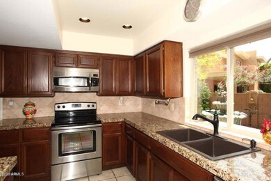 951 Lois ln #5