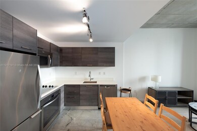 Centro unit 1709, Miami, FL 33131 - photo 5