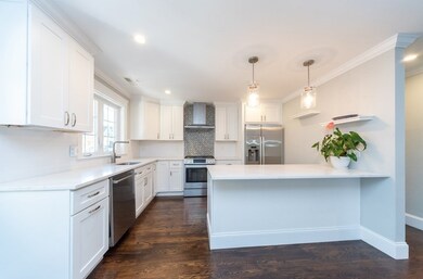 156 Ash St unit 2, Waltham, MA 02453 - photo 5