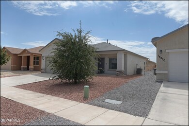 14904 Jerry Armstrong Ct, El Paso, TX 79938 - photo 4