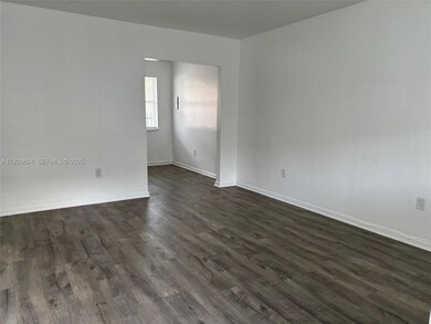 2520 NE 181st St, North Miami Beach, FL 33160 - photo 2