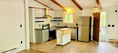 1952 Horseshoe Bend, Tobyhanna, PA 18466 - photo 3