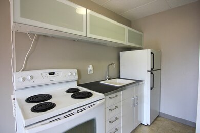 549 E 4th St unit C3, Boston, MA 02127 - photo 3