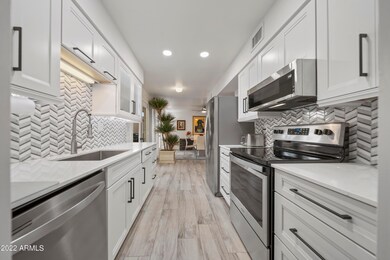 10507 W Wheatridge Dr unit 38B, Sun City, AZ 85373 - photo 2