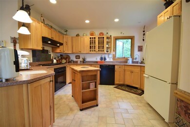1045 Hinesburg Rd, Richmond, VT 05477 - photo 4
