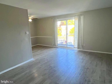 371 Avon St unit 2, Philadelphia, PA 19116 - photo 4