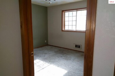 8599 W 4th St, Rathdrum, ID 83858 - photo 5